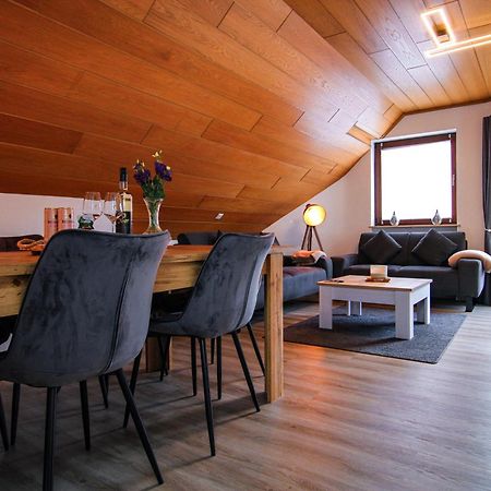 Stilvolle Wellness-Ferienwohnung In Neef Whirlpool, Sauna, Grill, Fitness, Billard & Moselblick Exterior foto