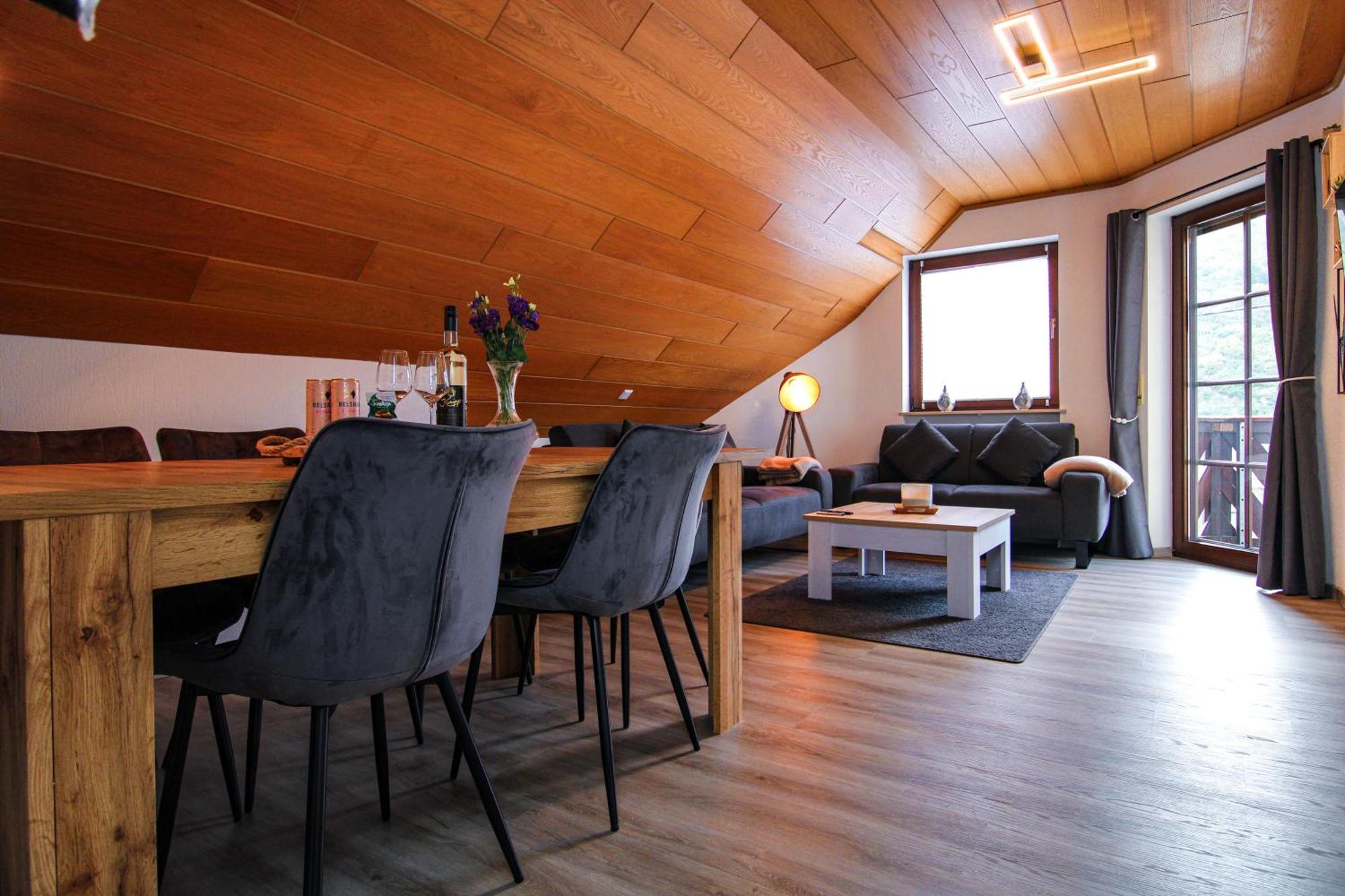 Stilvolle Wellness-Ferienwohnung In Neef Whirlpool, Sauna, Grill, Fitness, Billard & Moselblick Exterior foto