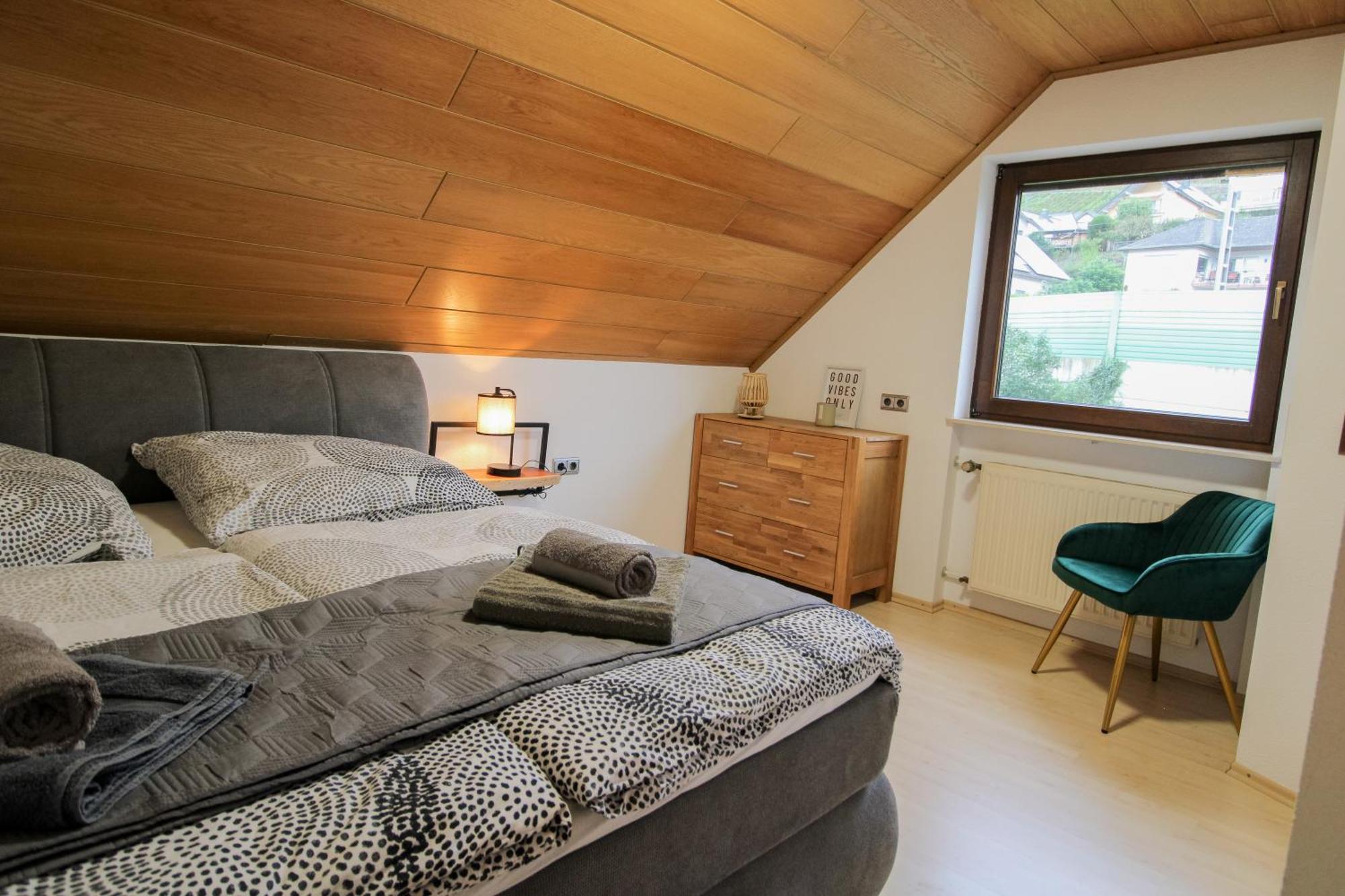 Stilvolle Wellness-Ferienwohnung In Neef Whirlpool, Sauna, Grill, Fitness, Billard & Moselblick Exterior foto